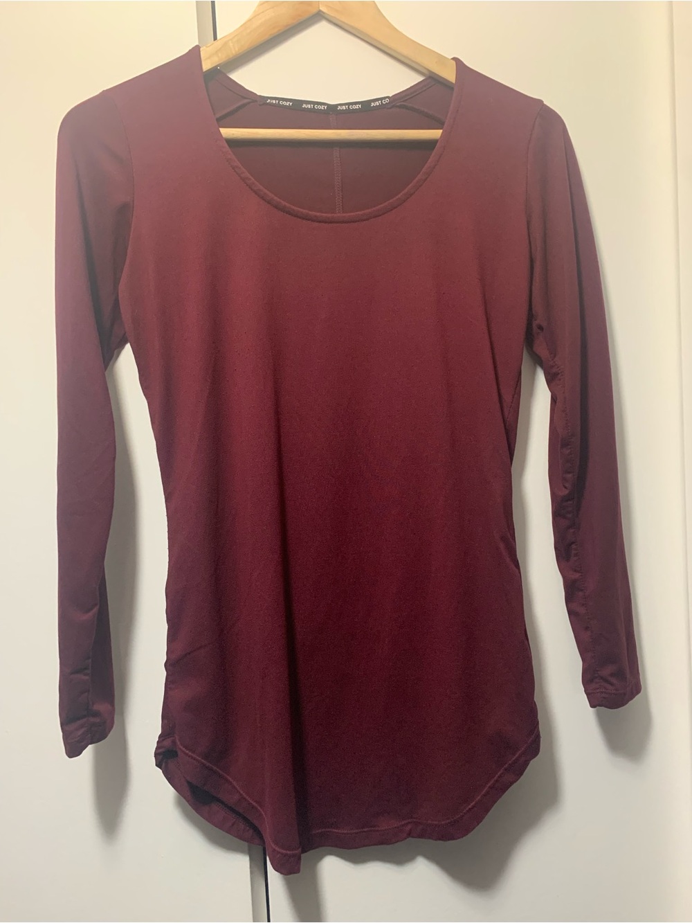 Just Cozy XS Long Sleeve Scoop Neck Top - Burgundy